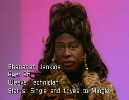 jawnangelo:  rapsforhugs:  (via jennyhoho, dickbreath) ohmygod. weave technician. DYING.  MY HOME GURL  my home gurl’s mom . XD 