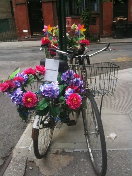 Average bike cozies up to Peace bike.
Commerce St., NYC