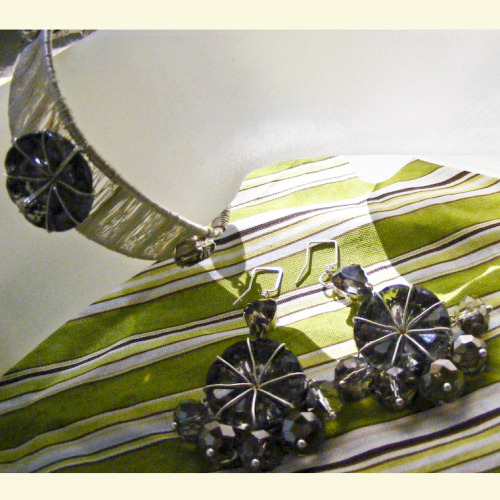 Smokey Silver - Bracelet And Earring Set