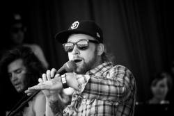 thedangoisready:  Jonny Craig, there’s not much to say except that his voice could cure the world.   AGREED. &lt;3