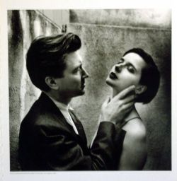 lacewings:  “You never really know how you feel about somebody until they have their hands around your throat.” – Frank Underwood  David Lynch and Isabella Rossellini photographed by Helmut Newton (1988)   (via lacewings)