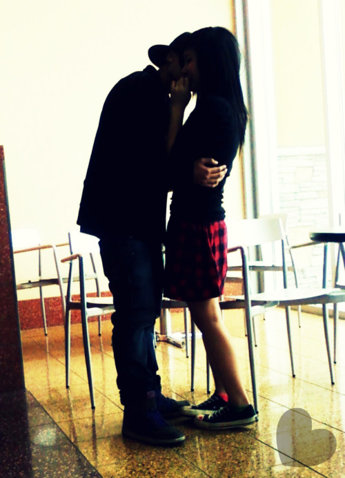 rabenacohmalani:  fckyeahcutecouples:   Full Story? When i was smaller, my grandpa owned a store where asians rented our thai , & other asian movies. & half was a grocery place thing. I went there everyday, running around the whole store. Other