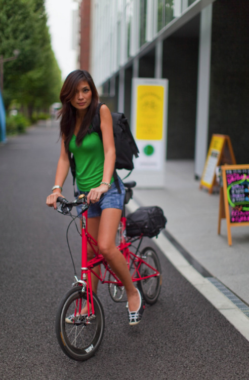 babesonbikes: すごい cyclop:  Tokyo, Japan