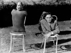 mothgirlwings:  the-asphalt-jungle:  Prince Randian (The Human Caterpillar), and Johnny Eck (The Half Boy), stars of Freaks - 1932  