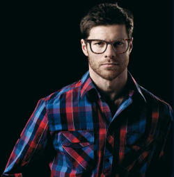 elniapo:  (via nomadahirzel, xoxogossipsassyxabi) Ok… i need Xabi Alonso in my bed NOW!  DIBS!!!