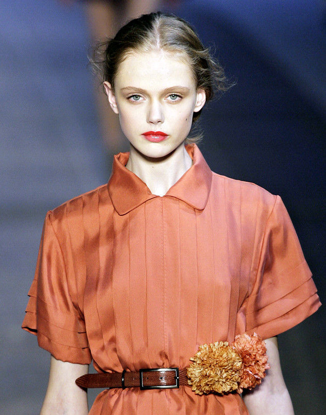 Frida Gustavsson @ Rochas Fall 2010