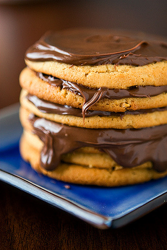 prettyfoods: Nutella and peanut butter cookies
