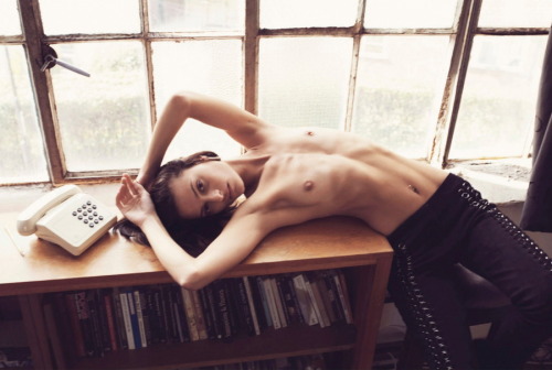 ramblings-of-the-mind:  melisaki:  Natalia photo by Sigurd Grunbergervia: vip-zone