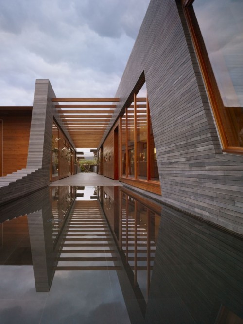 designismymuse:  The Kona Residence by Belzberg Architects