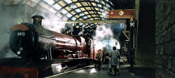 fuckyeahdanieljacobradcliffe:  Hogwarts Express! I friggin’ love you, but you keep leaving without me. 