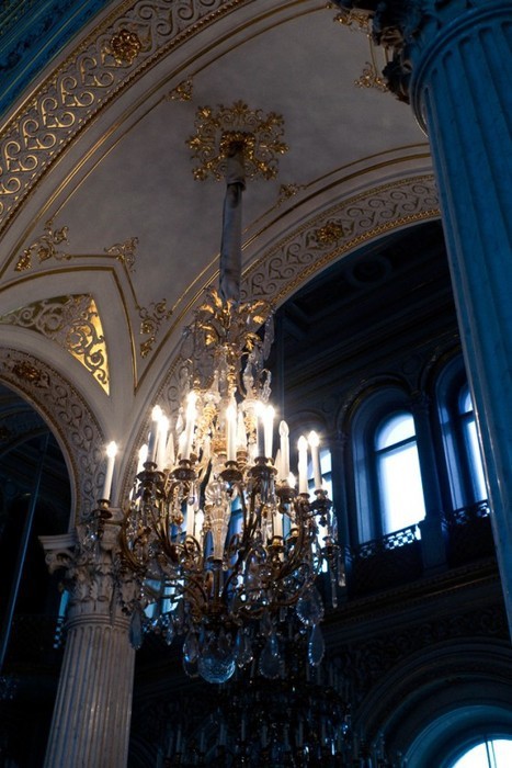 inspired-design:  Gorgeous! Midnight Blue &amp; Bling! 