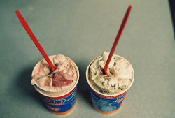 OMG! IF ONLY THEY HAD BROWNIE &amp; COOKIE EARTHQUAKE! &lt;3 