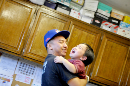 dana-all-over:  ayeauuudrey:  hellojaninee:  I think Byron will make an amazing dad, don’t you think so ? :]  i agree !  Considering he takes care of a bajillion kids almost everyday of the week. Haha!  Coach B!!! Awwwee haha dang 