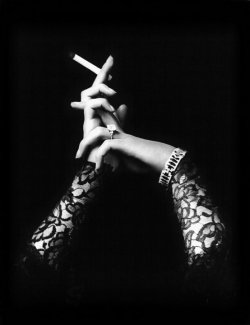 artemisdreaming:  Alfred Cheney Johnston