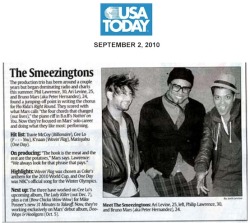 alwaysbrunomars:  hellfuckingyeahbrunomars:  The Smeezingtons were featured in USA Today!  i remember this :) oh lawd ari&rsquo;s hair xD 