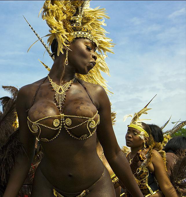 lovefuckprosper:  I heart Brooklyn West Indian Day Parade 2009 The Golden Goddess