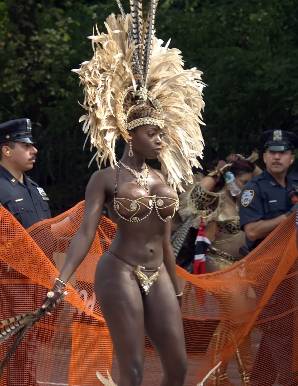 lovefuckprosper:  I heart Brooklyn West Indian Day Parade 2009 The Golden Goddess