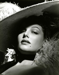 latinamericana:  Ann Sheridan 