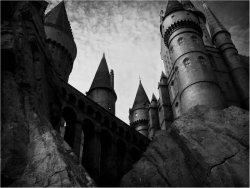 black-and-white:  castle 