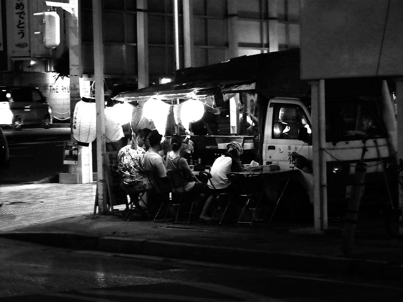 refugado:  tokyo-ras:  The things we did this summer #4   Ramen Yatai  ras::photos