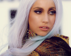 cutegirlsbeingcute:  GAGA! 