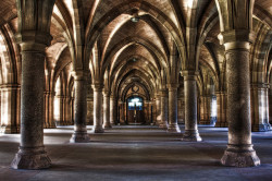 theworldwelivein:  Cloister, Glasgow University