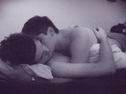 fuckyeahgaycouples:  (love, laura) 