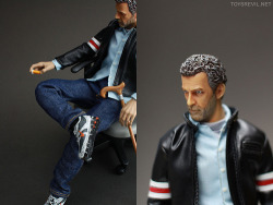 fuckyeahhousemd:  Toy-Release: Dr. House MD in 1/6 scale.  Somebody NEEDS to buy me this. Asap.
