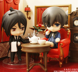 Where the hell is my Ciel nendoroid?! Wasn&rsquo;t it supposed to be out weeks ago? &gt;( 
