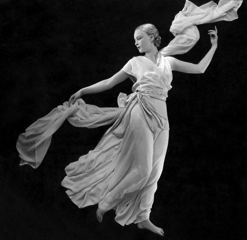 artemisdreaming:  Model is wearing pale crepe romain pajamas by Vionnet and holding
