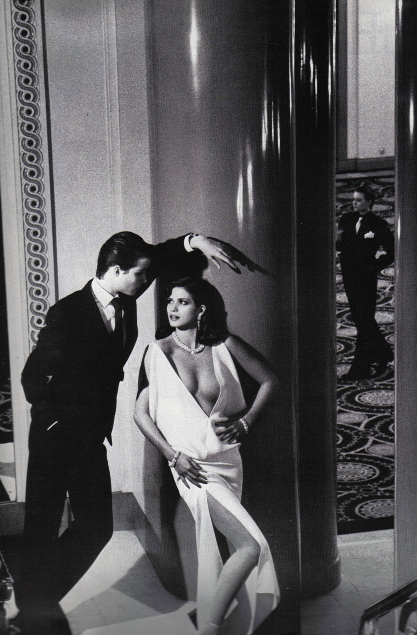 bohemea:  Gia: Retro Verseau - Vogue Paris by Helmut Newton, March 1979 