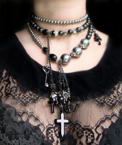 gothiccharmschool: