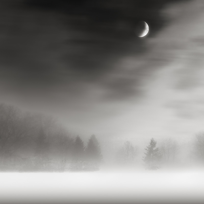 black-and-white:  midnight clear 