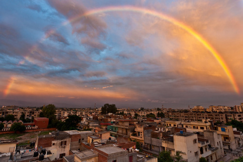 A full 180º rainbow over Chandigarh/Mohali, India, Asia © Angad Pal Singh Kingra