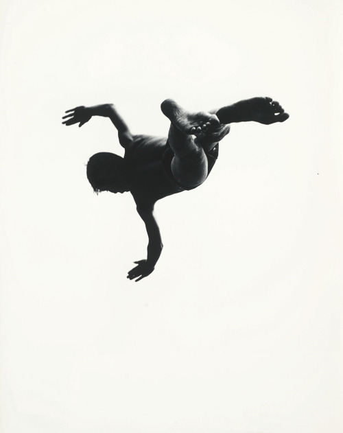 No. 37 photo by Aaron Siskind, Terrors and Pleasures of Levitation series, 1953