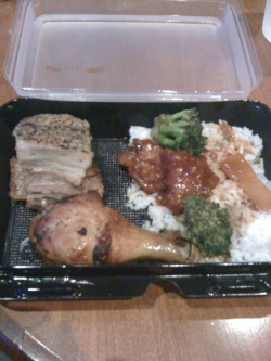 Jerk chicken [someone had me wanting it] x lamb x brocolli x white rice x sesame chicken&hellip;.yum