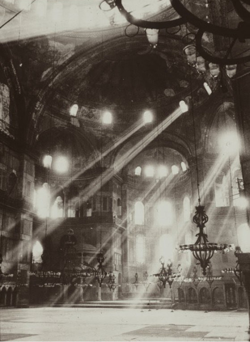commanderspock:  snowce  Hagia Sophia, Istanbul (532-537 AD)  