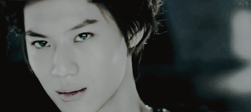 TAEK YOUR VITAEMINS