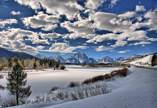 Late afternoon light at the Oxbow Bend in Grand Teton National Park, Wyoming, USA© Jeff Clow