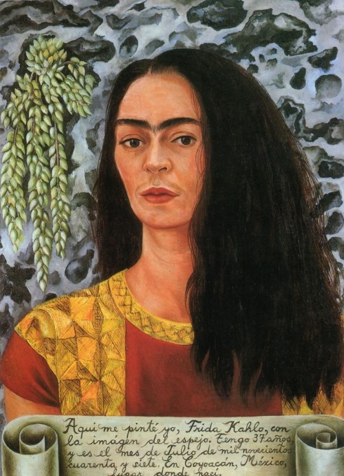 obsessedwithfridakahlo:Frida_Kahlo/1947_kahlo_loose_hair