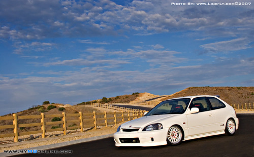 stephiex3:  I love the rims. 