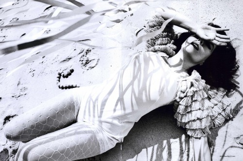 fashionnude:  spinningbirdkick: Bjork by Inez & Vinoodh / AnOther Magazine Fall/Winter 2010. 