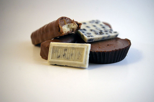 mmmchocolate:  chocolatezzz that you crave throughout the night  