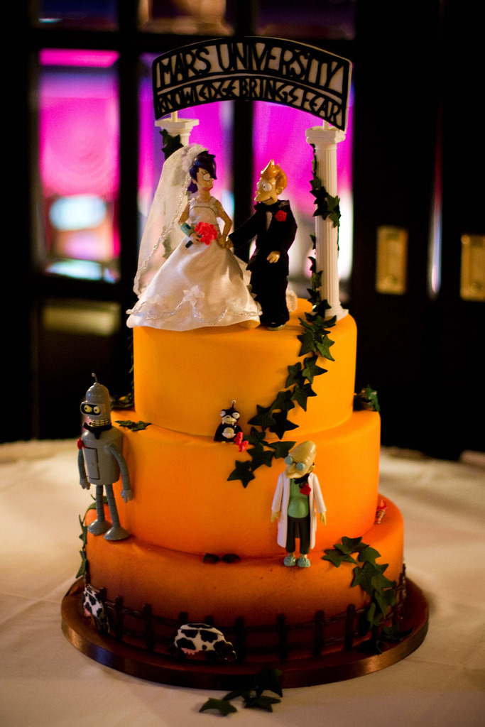 thedailywhat:  Wedding Cake of the Day: Flickrer Alan Teo says: “Attended my friends’