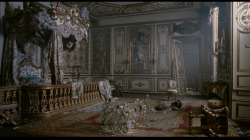 suicideblonde:  Marie Antoinette 