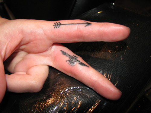 Cute small finger tattoos