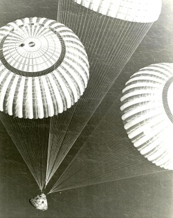 Apollo 17 splashdown photo by USS Ticonderoga&rsquo;s recovery chopper, December 1972via: NASA