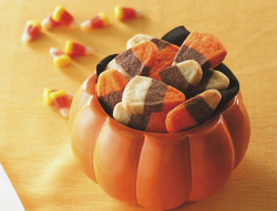 prettyfoods:  Candy Corn Cookies (by Betty Crocker Recipes) 