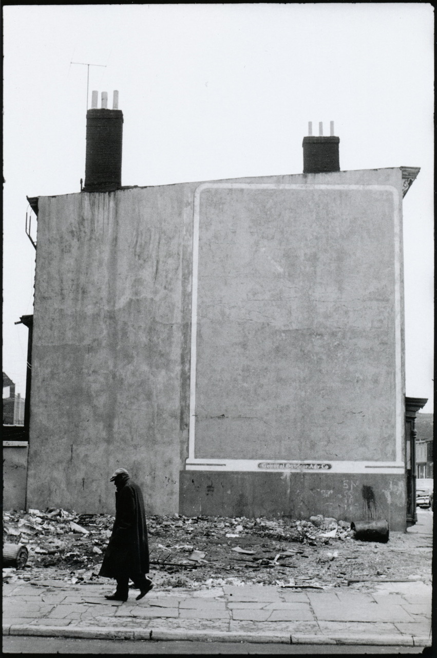 liquidnight:  Leonard Freed Harlem, New York, 1954 From Leonard Freed: Worldview