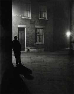 luzfosca:  Bill Brandt London, circa 1937